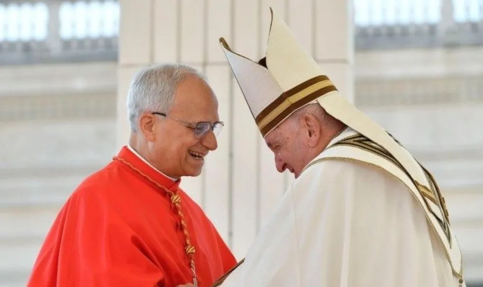 Pasado y presente. Robert Prevost y Francisco.