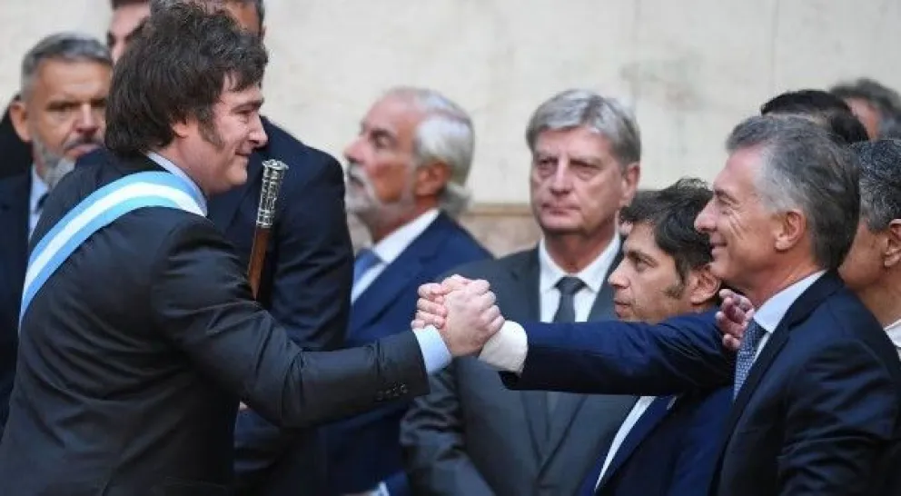 Otros tiempos. Milei y Macri saludándose durante la asunción del actual presidente de la Nación.