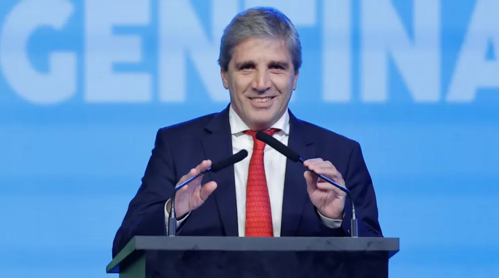 El Gobierno apunta a que el dólar se mantenga en torno a los $1000.