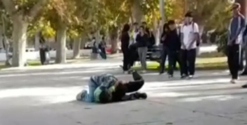 Los violentos audios del grupo de WhatsApp  creado para coordinar peleas, grabarlas y difundirlas por redes sociales. 