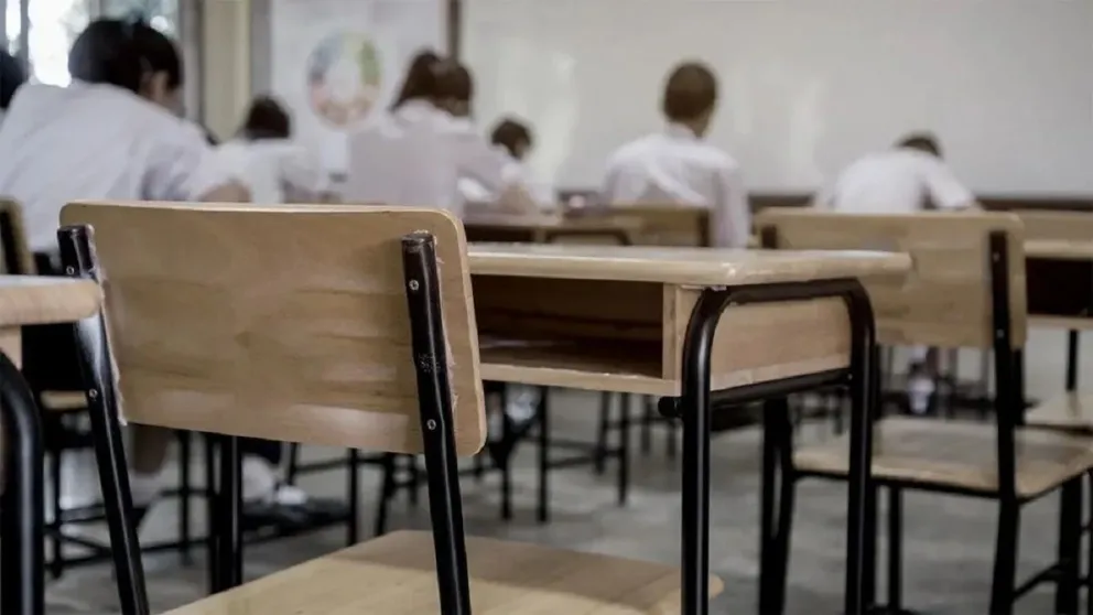 ¿Qué pasará con las clases ante el fuerte viento sur y la lluvia? . 