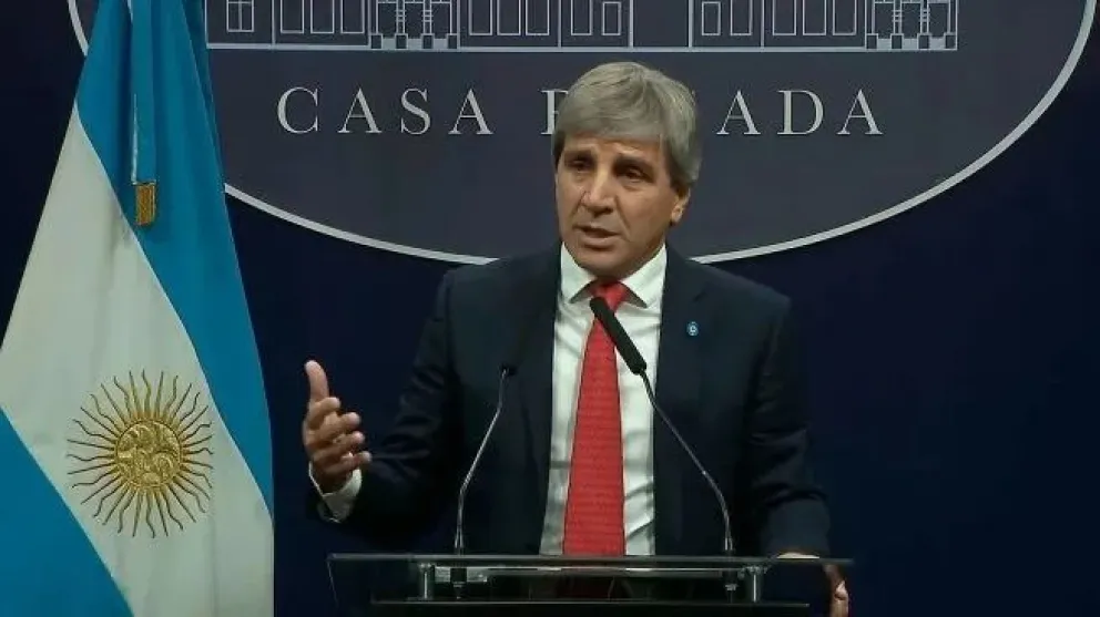 El Gobierno instó a las provincias a adherir al Régimen Simplificado de Ganancias a riesgo de perder acceso a información. 