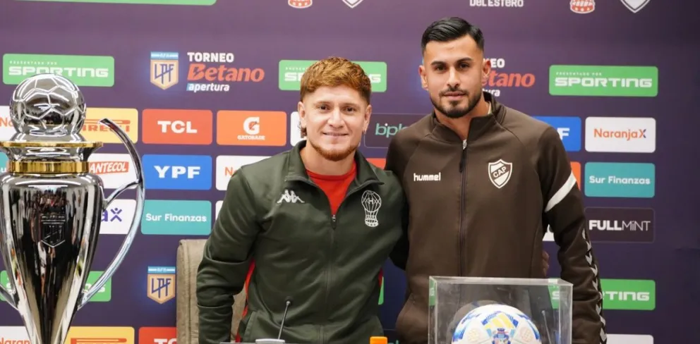 Leo Gil y Nacho Vazquez, de Huracán y Platense, en la conferencia previa a la final
FOTO- CLARÍN