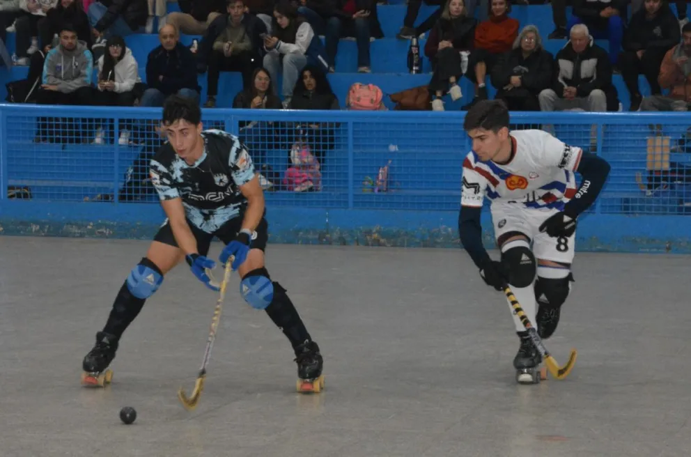 El golpe. Social San Juan le ganó al líder, UVT, en la noche del viernes.