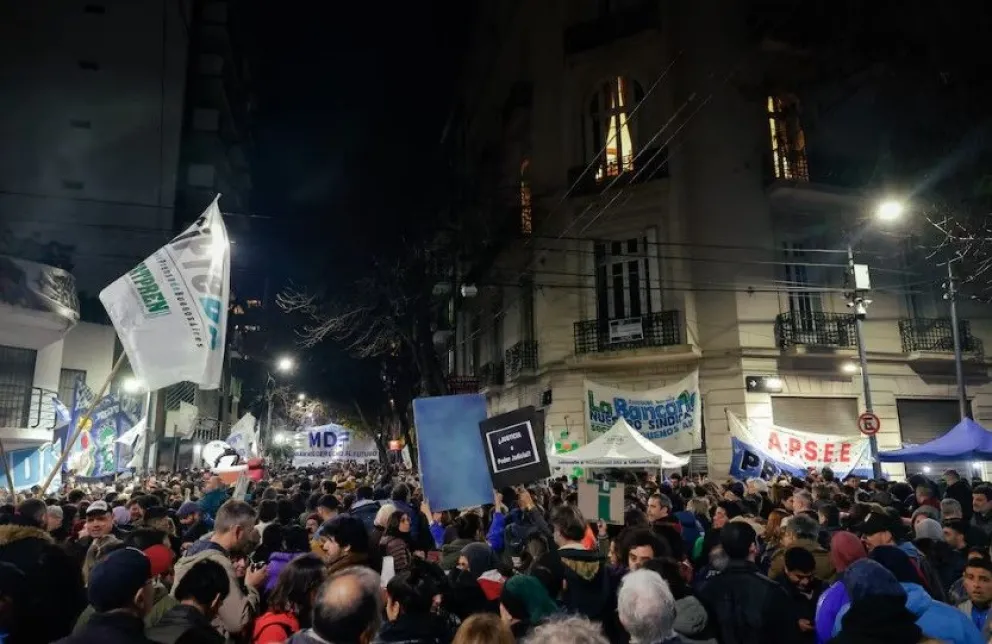 Su lugar. La vivienda en el barrio Monserrat, en Capital Federal, donde pasará sus días presa Cristina Fernández.