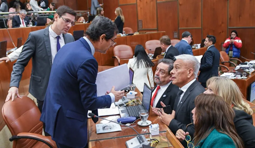 Enfrentamientos. El oficialismo y la oposición peronista se han cruzado en temas puntuales, sobre todo, en proyectos de ley que tienen su base en la nacional.