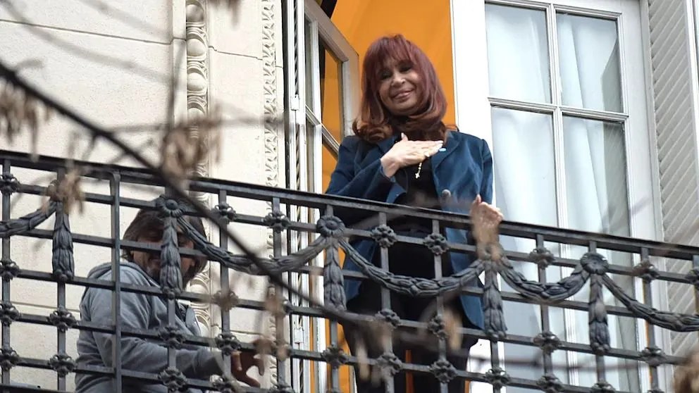 “No se le aplica a nadie”: Cristina Kirchner se quejó por las condiciones que impuso la Justicia para que reciba visitas.