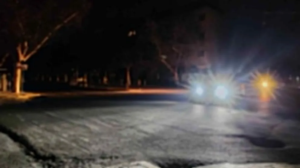 Nada. El centro sanjuanino, sobre las 19:30, completamente a oscuras.