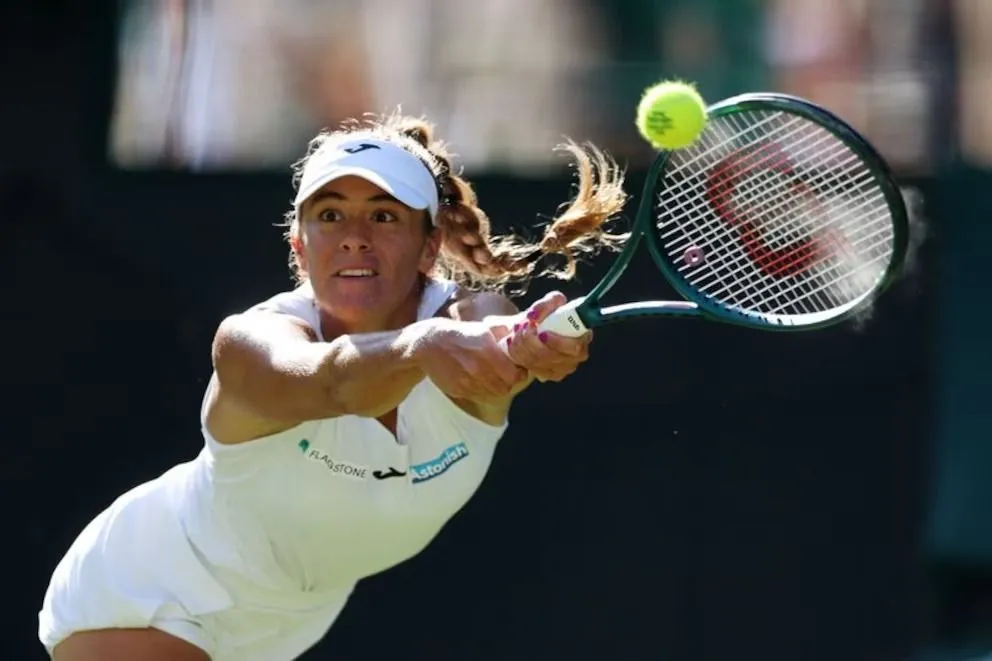 Wimbledon: Solana Sierra busca los octavos de final ante Cristina Bucsa. 