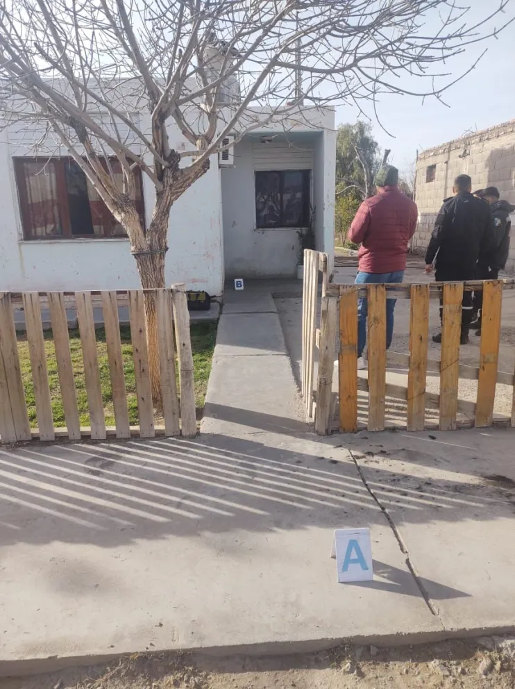 Una angaquera se calefaccionaba con las hornallas, hubo una explosión y sufrió quemaduras en el 70% de su cuerpo. 