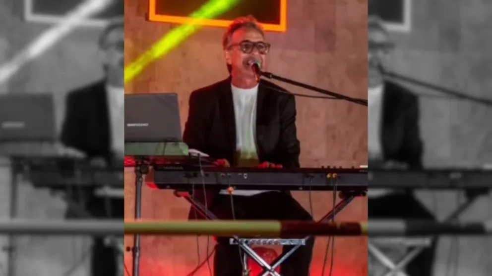 Las ocho razones por las que Alejandro Segovia ama a Fito Páez y se sube al escenario a homenajearlo. 