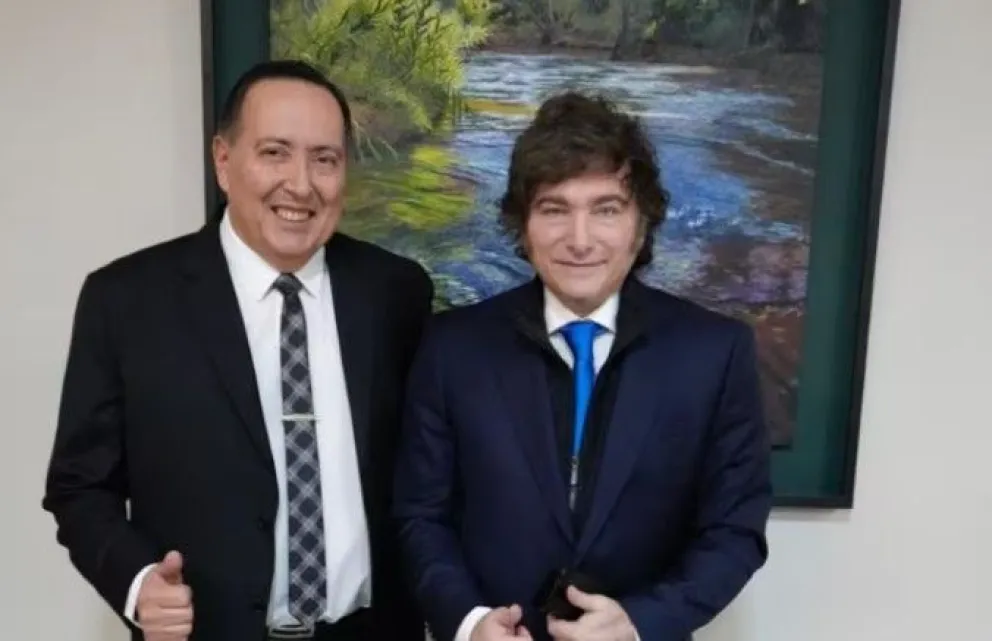 Juntos. El presidente Javier Milei, y el pastor Jorge Ledesma.