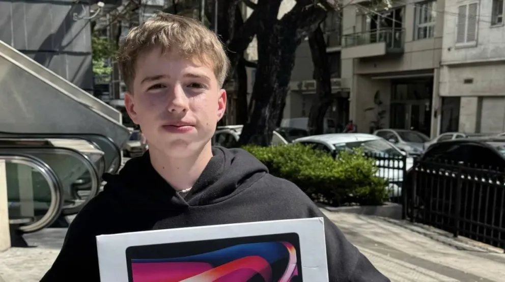 Un conocido influencer llega a San Juan y promete revolucionar el microcentro. 