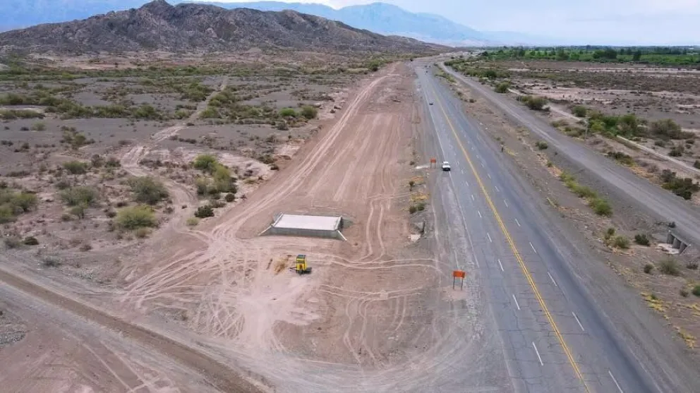 Freno. La ampliación de la Ruta 40 Sur había vuelto a cobrar forma luego de distintos conflictos, pero, ahora, sumó una nueva problemática.