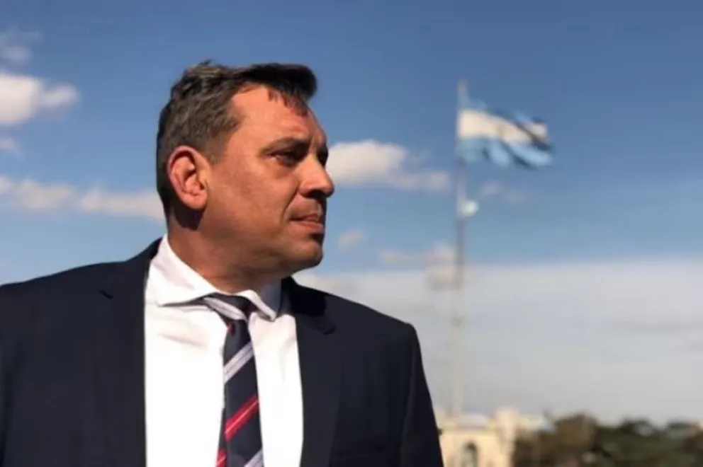 Un desconocido excomisario encabeza la lista de LLA en la tercera sección y enfrentará al kirchnerismo.