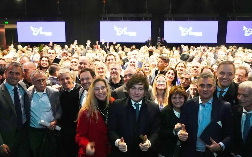 El Gobierno celebra las disputas en el peronismo y cree que ganará en la mayoría de las secciones en PBA. 