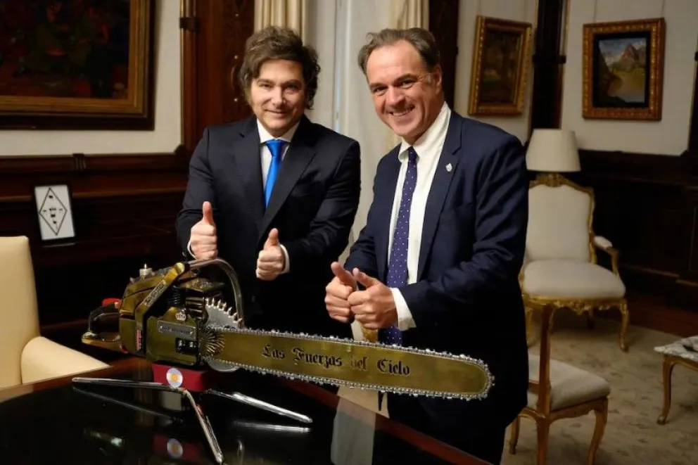 Mano a mano. Javier Milei recibió al historiador en Casa Rosada, donde se produjo la conversación.
