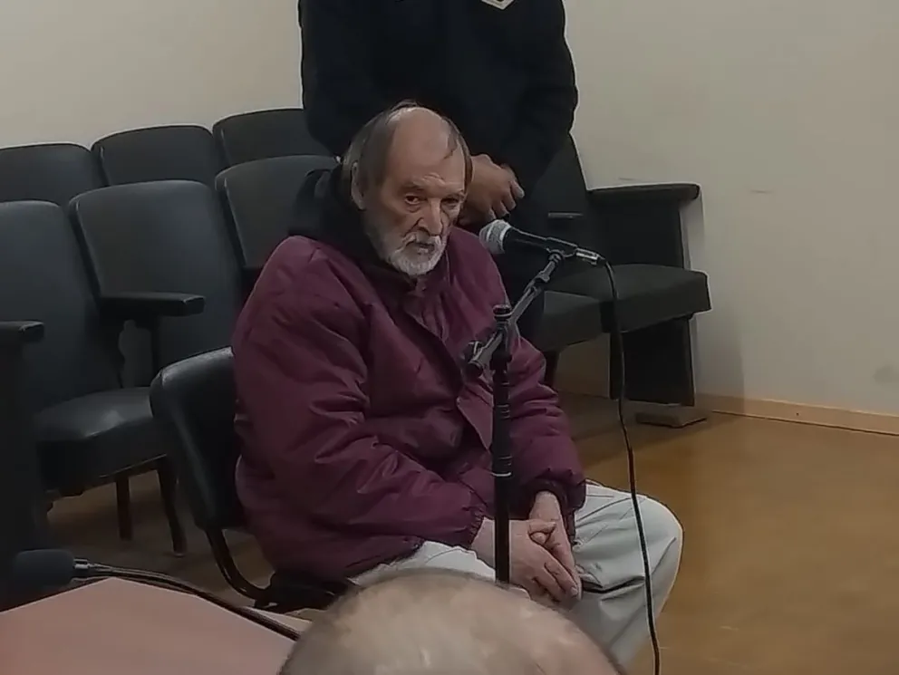 El presunto autor de la amenaza de bomba en el recital de Lali, ante la jueza. 
