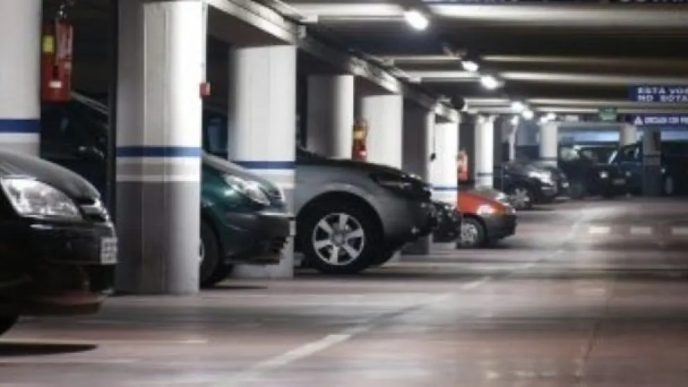 El propietario de una playa de estacionamiento, sobre el proyecto que busca que paguen roturas o robos: “Está muy flojo y hay grises que pueden perjudicar”. 