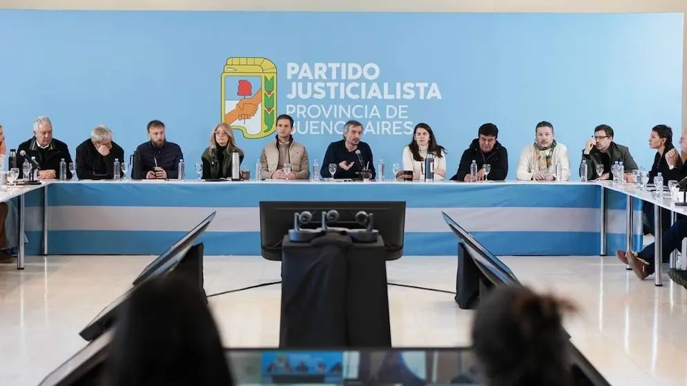 Máximo Kirchner convocará a elecciones en el PJ bonaerense y se abre otro frente interno en el peronismo.