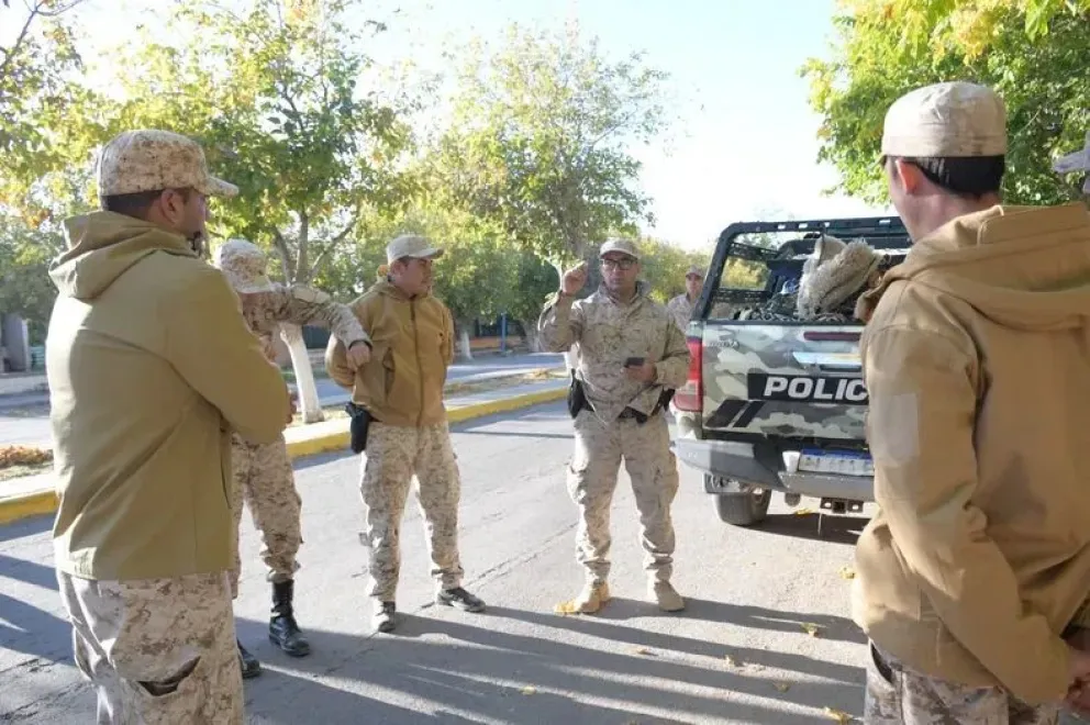 Intenso. El operativo que se desarrolló en Sarmiento desde el domingo para dar con el paradero de Omar Laime.