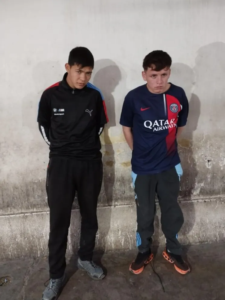 Detuvieron a dos ladrones por el robo a un chofer de Uber en Capital. 