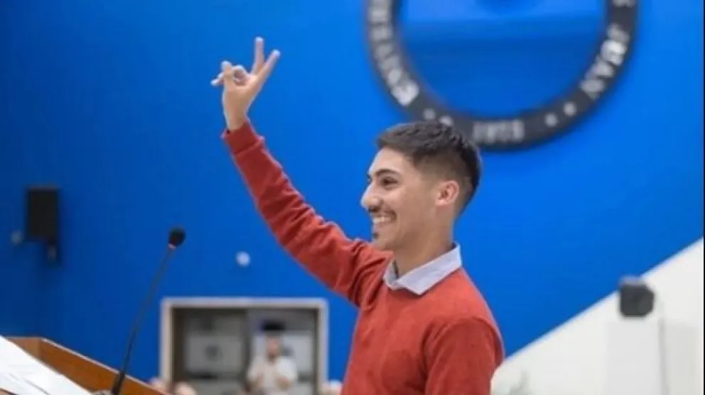 El nuevo presidente de la Federación Universitaria por la baja participación en la elección: “Hay que acompañar para que vuelva a surgir la credibilidad en la política”. 