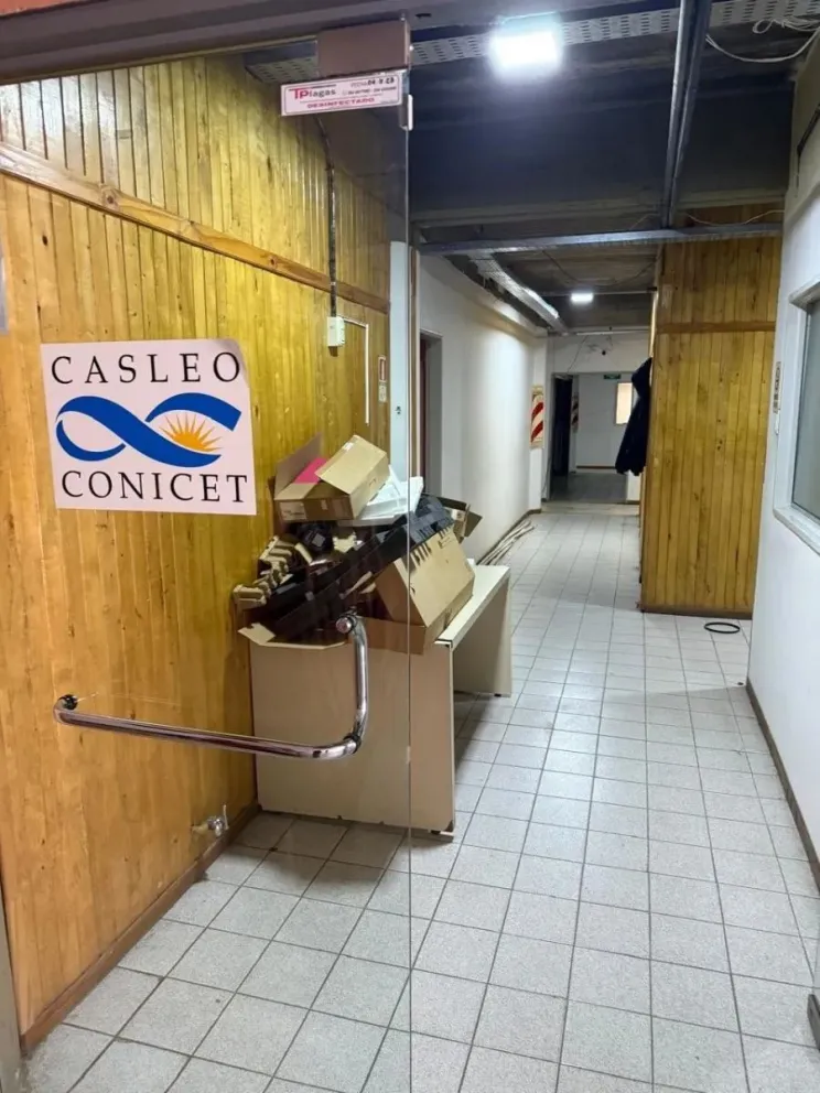 El director del Casleo respondió a las acusaciones y reconoció la falta de pago de servicios: "No encontré un documento que indicara quién pagaba".