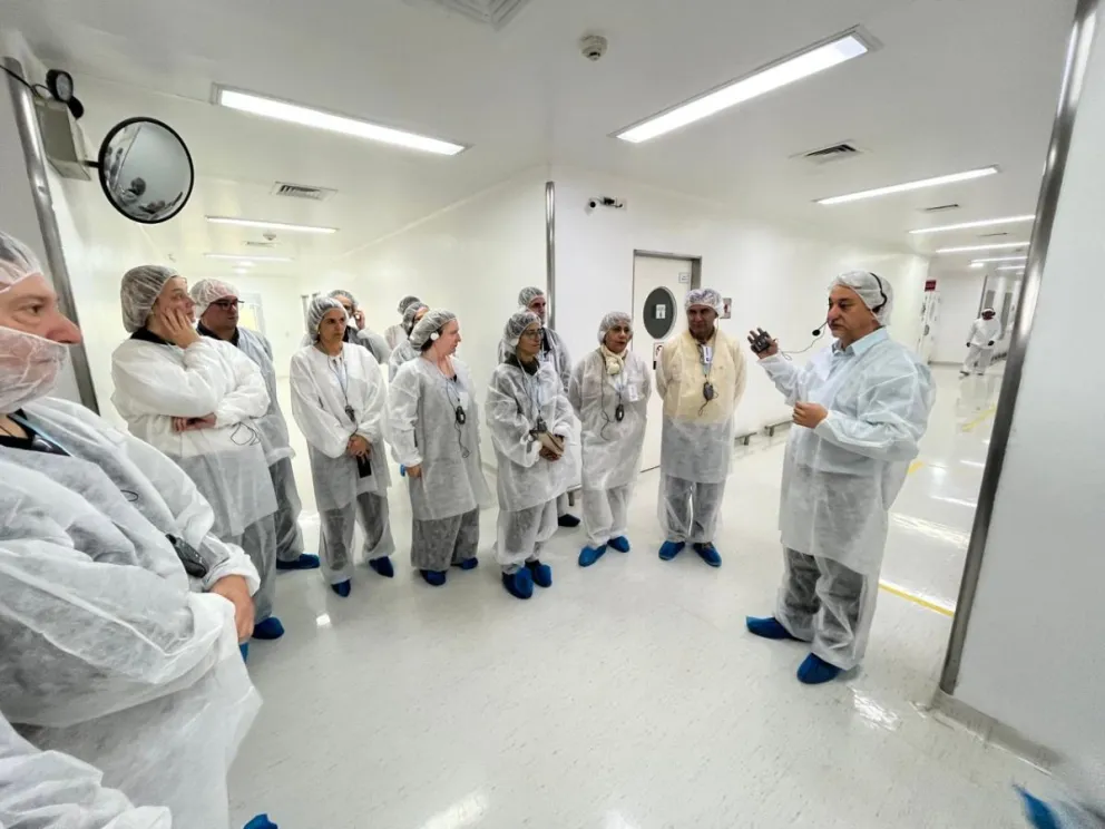 Recorrida dentro de la fábrica de remedios exRaffo.