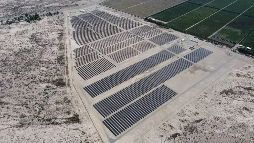 La empresa 360Energy cuenta con un parque solar en la zona, denominado Cañada Honda con una capacidad para abastecer a unos 10.000 hogares.