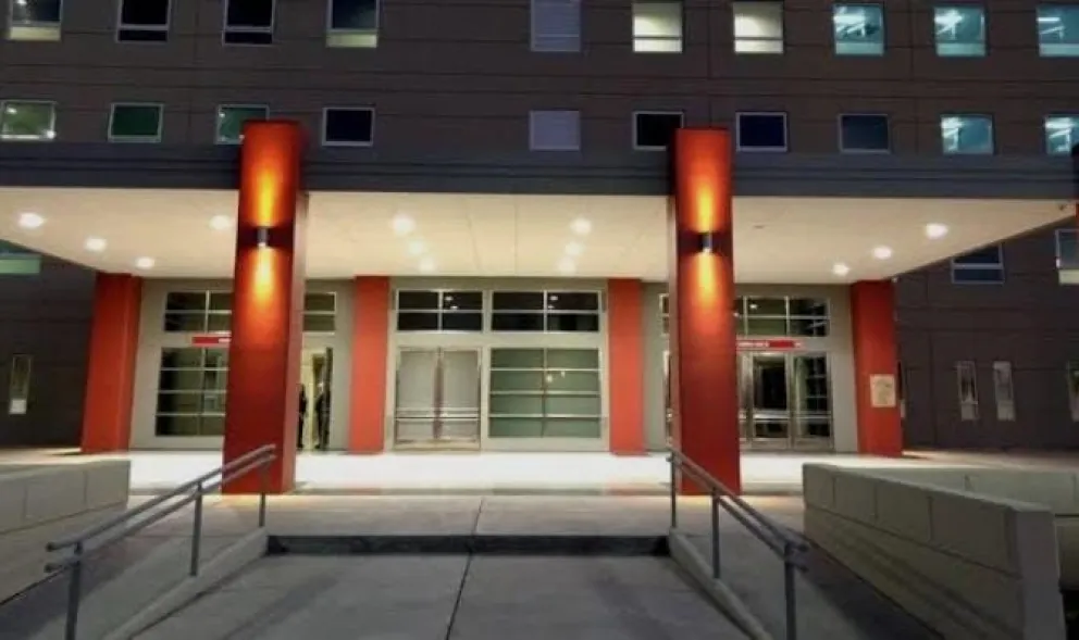 El motociclista que chocó con una camioneta fue operado de urgencia.