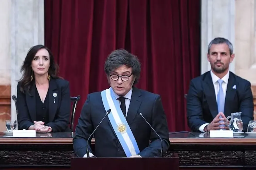 Por la cadena nacional, Milei presentará el Presupuesto 2026, en un clima de tensión con gobernadores y dudas por la economía.
