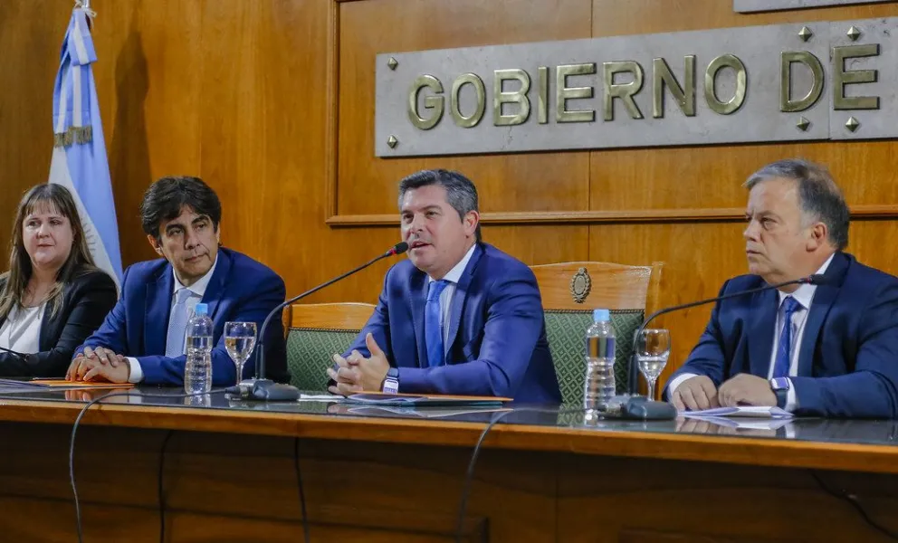 El ejecutivo hará el reparto de recursos del FODERE este mes. 