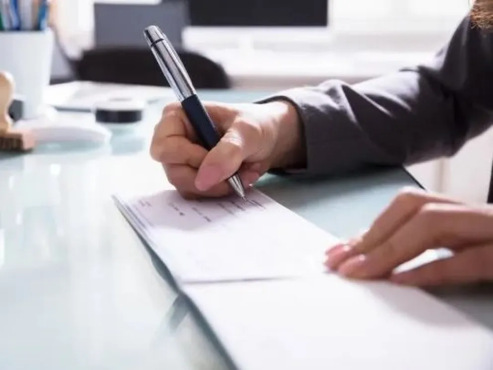 ARCA fijó nueva fecha de vencimiento para el impuesto al cheque. 