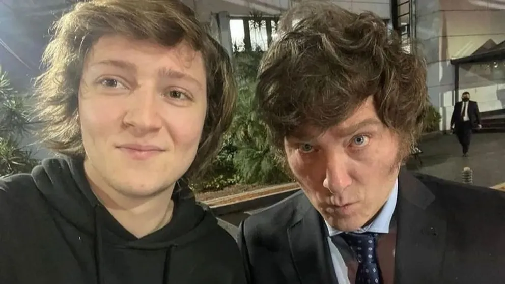 El influencer de Milei llega a San Juan para reunirse con jóvenes libertarios. 