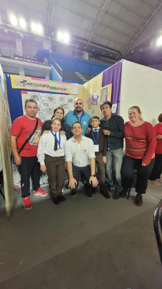 Equipo que llevó el proyecto a la Feria Nacional de Ciencias en Posadas.