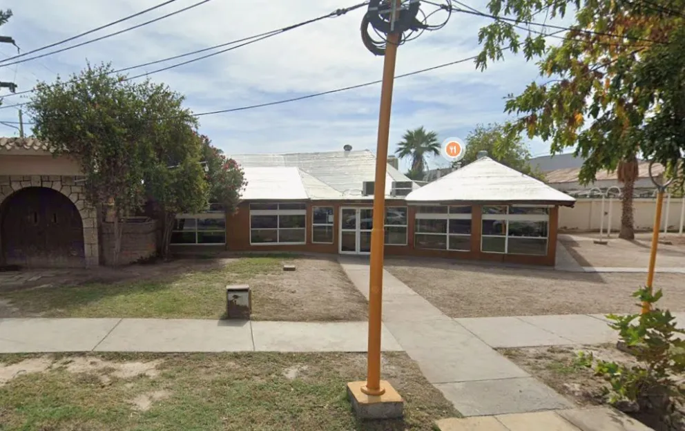 Actualidad. El frente de la parrillada 'La Nueva Estancia', sobre Avenida Libertador.
