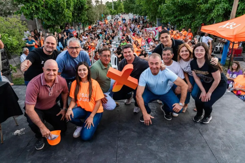 En campaña. Orrego visitó 9 de Julio junto al candidato a diputado nacional, Fabián Martín, y dirigentes del departamento y su gobierno.