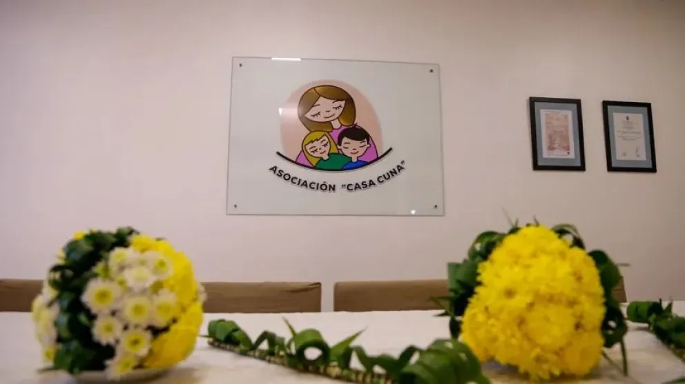 Casa Cuna pide colaboración para conseguir leche medicamentosa para dos bebés. 