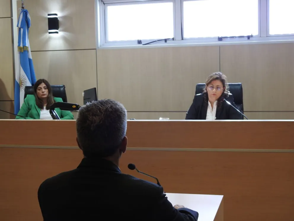 Uno de los imputados, ante el Tribunal