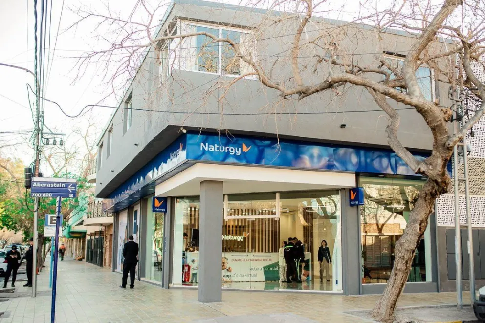 Naturgy, la empresa de energía, abrió su sede principal en Aberastain Sur 697, esquina 9 de Julio, en Capital.