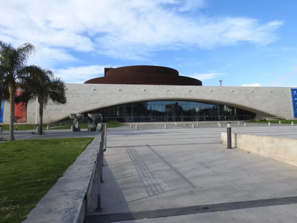 Desde hoy comenzó la venta presencial de entradas para la Fiesta Nacional del Sol. Foto 0264Noticias.