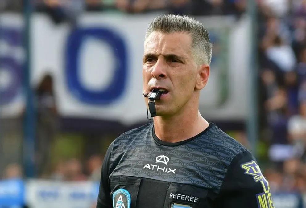 Mastrángelo, el árbitro que impartirá justicia en el duelo entre San Martín y Lanús.