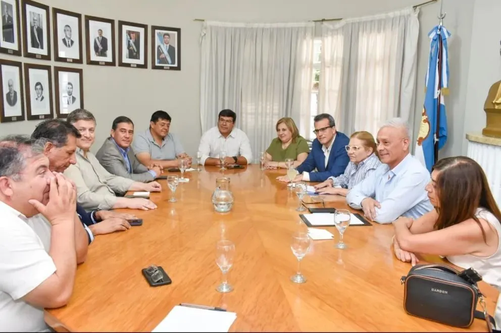 Hay malestar de los jefes comunales peronistas por el FODERE.