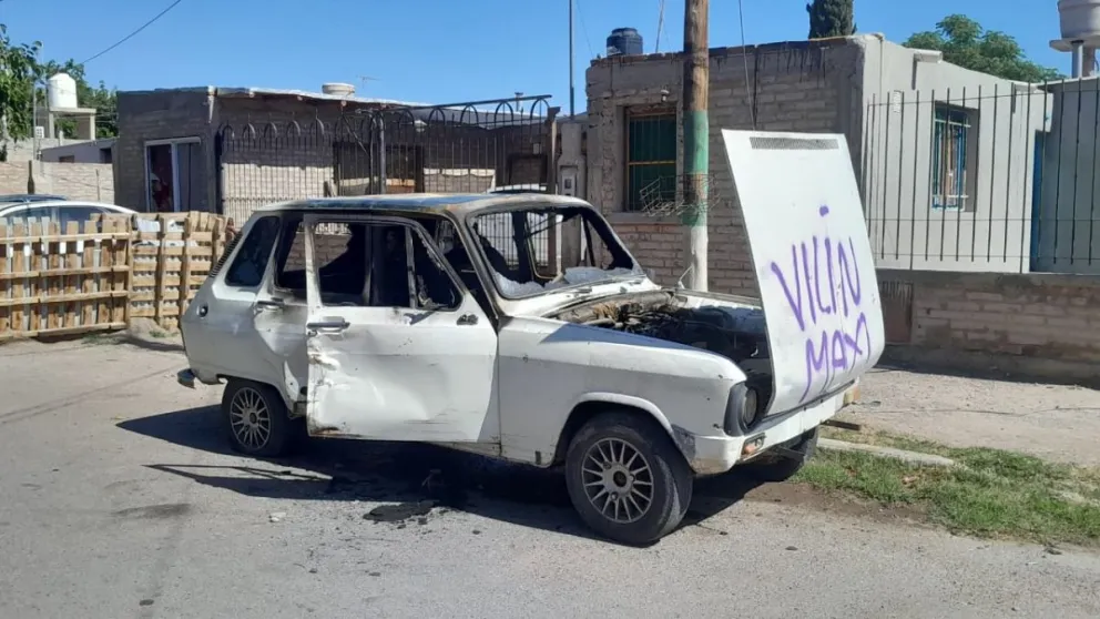 Abuso y justicia por mano propia en el barrio Frondizi: hay dos detenidos por los disturbios, aunque el presunto violador sigue prófugo. 