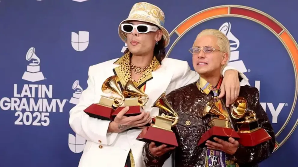 Catriel y Paco Amoroso ganan cinco Latin Grammy: discursos, humor y un beso viral. 