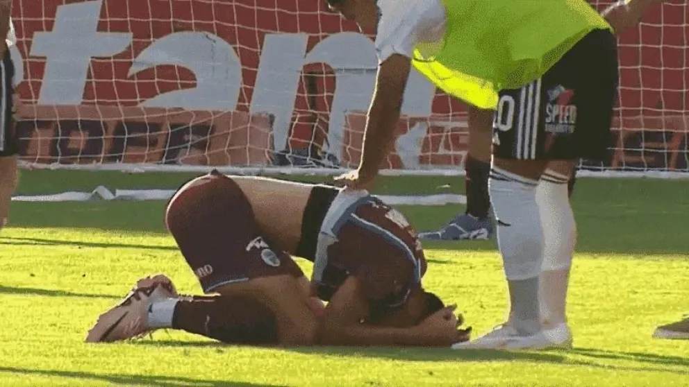 Godoy Cruz descendió a la Primera Nacional tras su empate con Riestra.