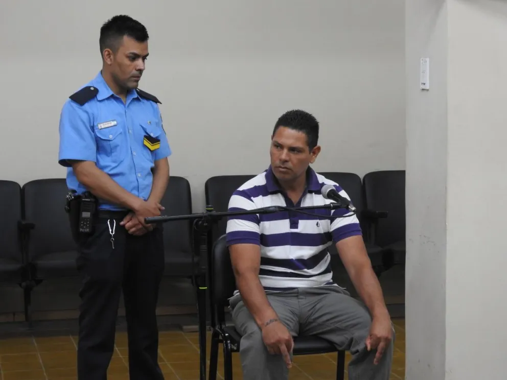 Renzo Esquivel, el sujeto que casi asesina a su expareja de varios cuchillazos en Chimbas. Foto 0264Noticias.