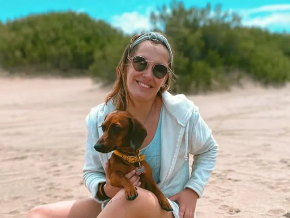 Una periodista murió en Mar del Plata al caer desde 25 metros de altura cuando se sacaba una foto. 