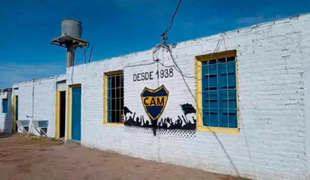 Epicentro. En la cancha de Maurín se produjeron los graves incidentes.